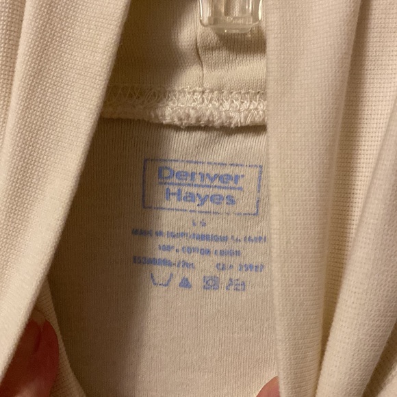 COPY - Denver Hayes turtleneck - Picture 3 of 4